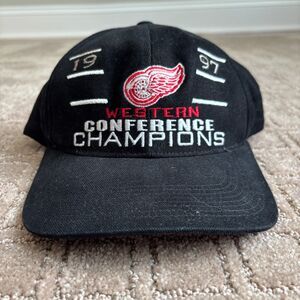 Sports Specialties Vintage Detroit Red Wings Hat Cap Snap Back Black Champions